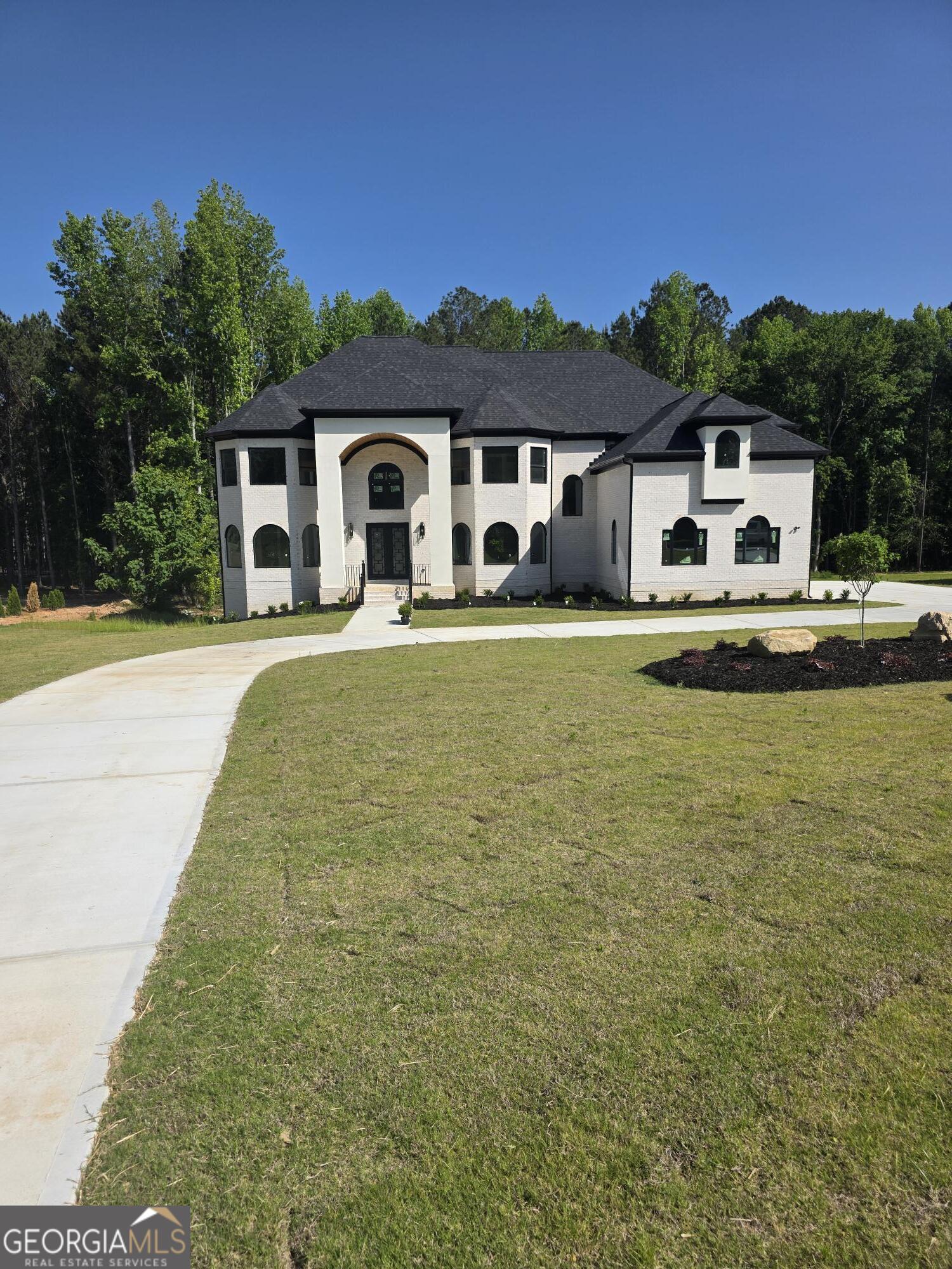 210 Waltham WAY