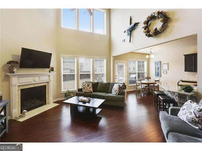 WATERBROOKE - Residential
