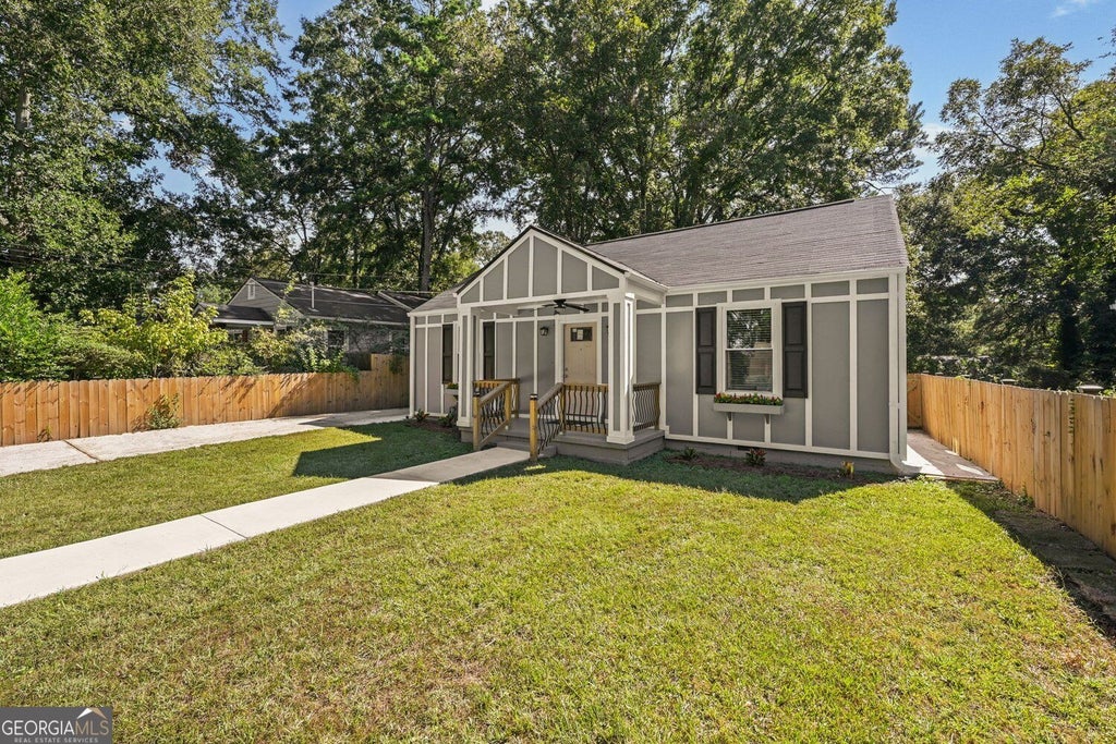 Photo of 2447 Crestview Avenue, Decatur, GA 30032 (MLS # 10841103)
