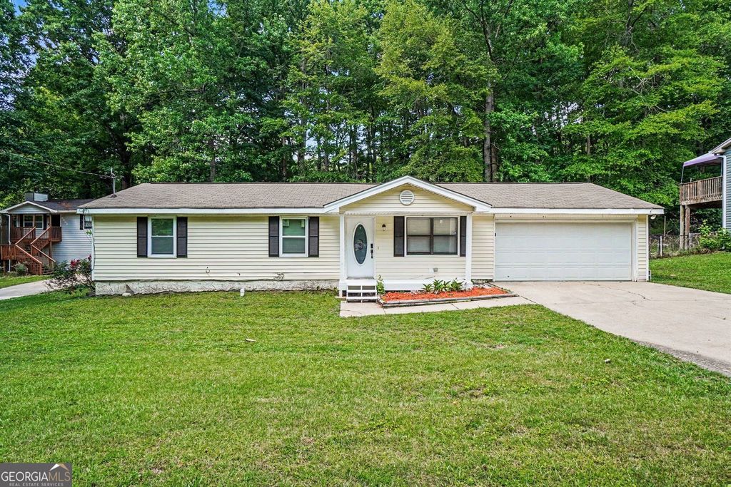 Photo of 3874 Paul Street, Douglasville, GA 30135 (MLS # 10769606)