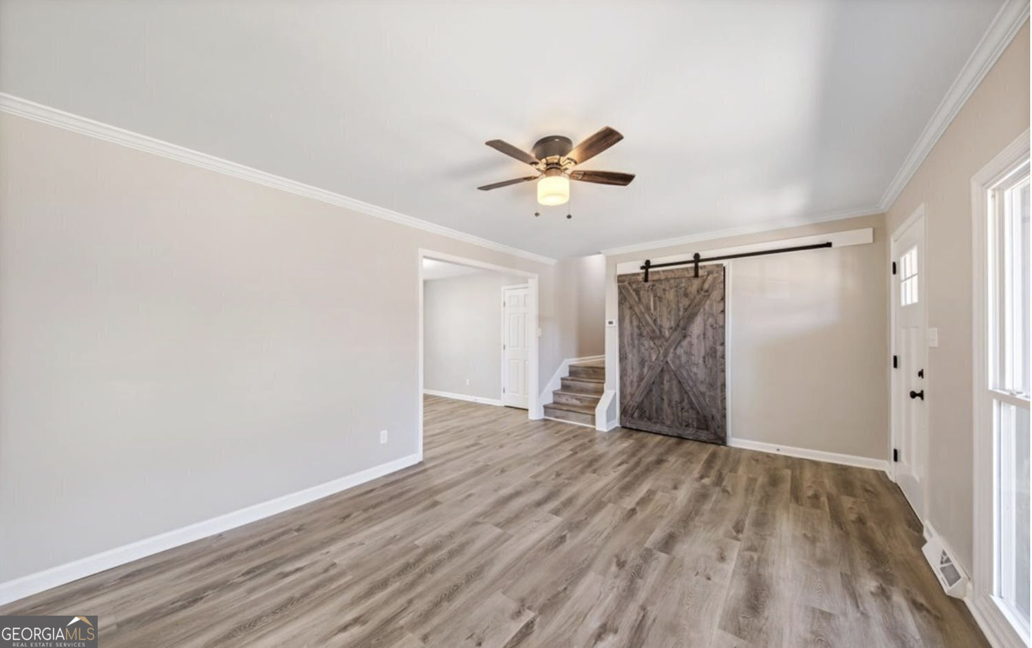 1593 Westminister DR