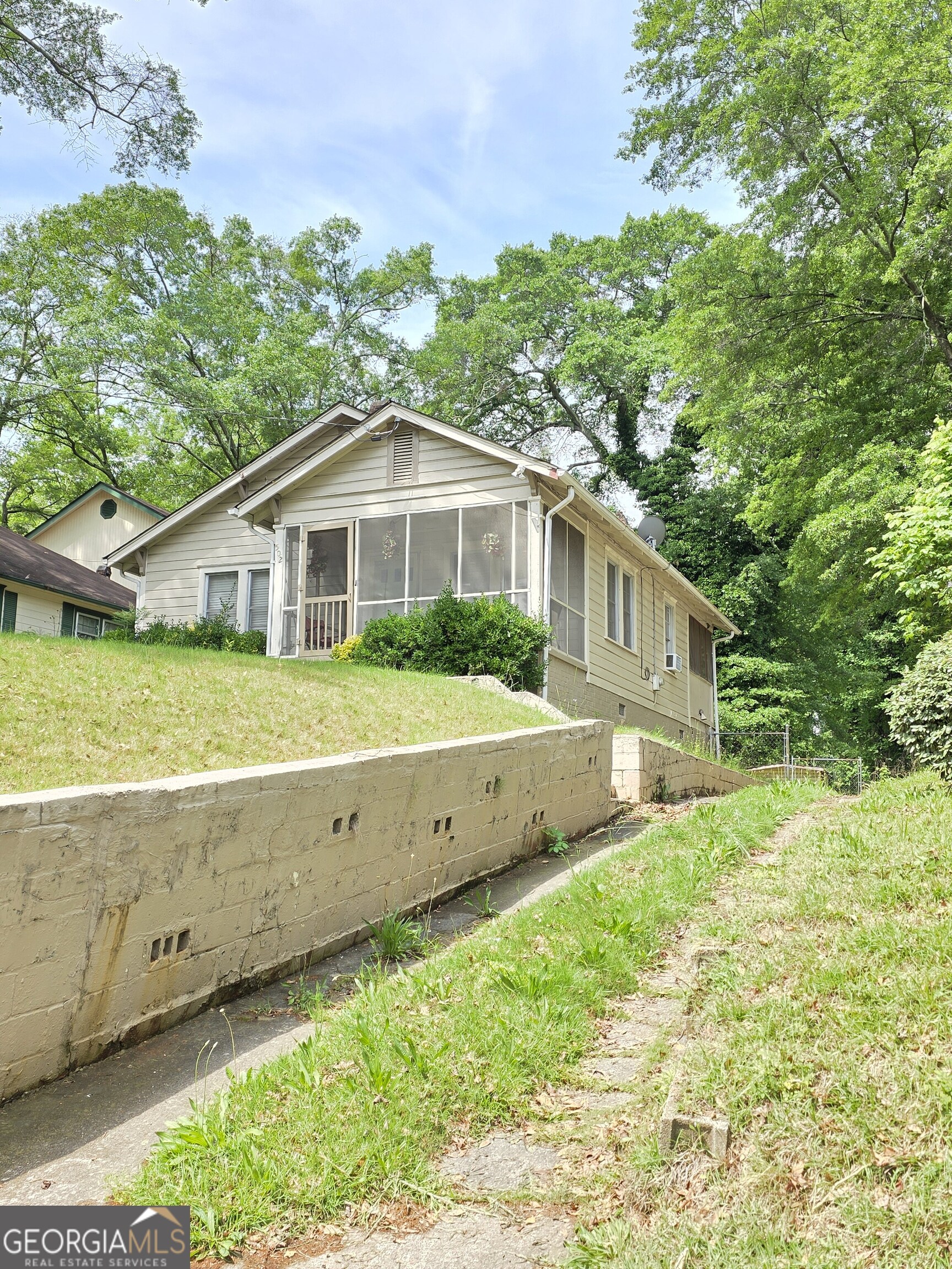 Atlanta, Georgia 30318, United States, 2 Bedrooms Bedrooms, ,1 BathroomBathrooms,Residential,Active,123765