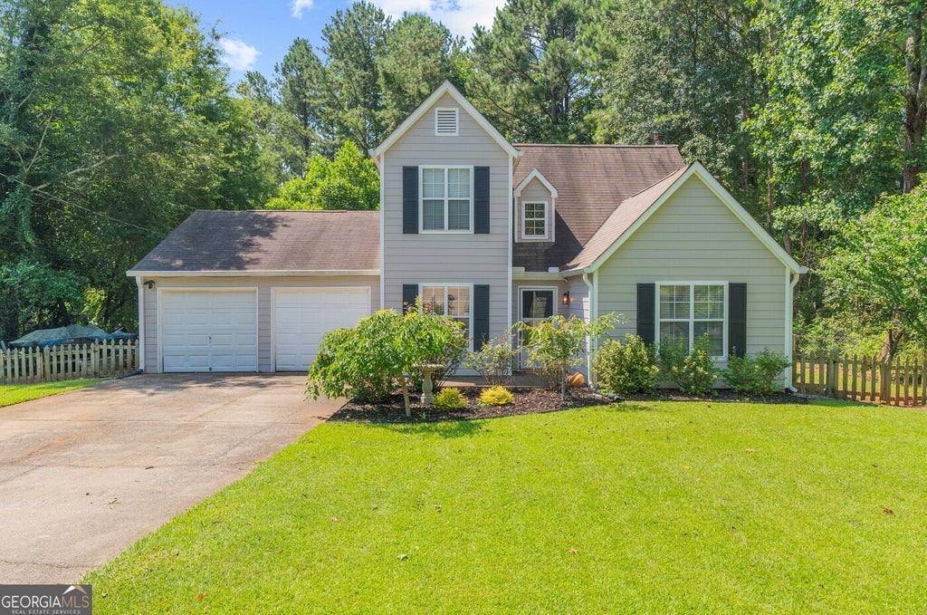 Photo of 503 E Lake Court, Woodstock, GA 30188 (MLS # 10798653)