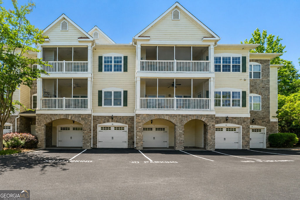 2015 Village BLVD SE