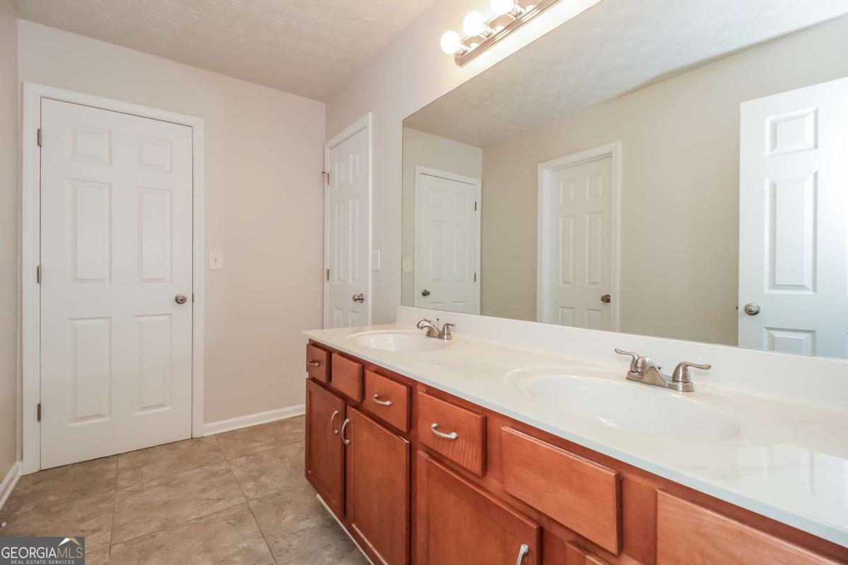 194 Wilhelmina DR
