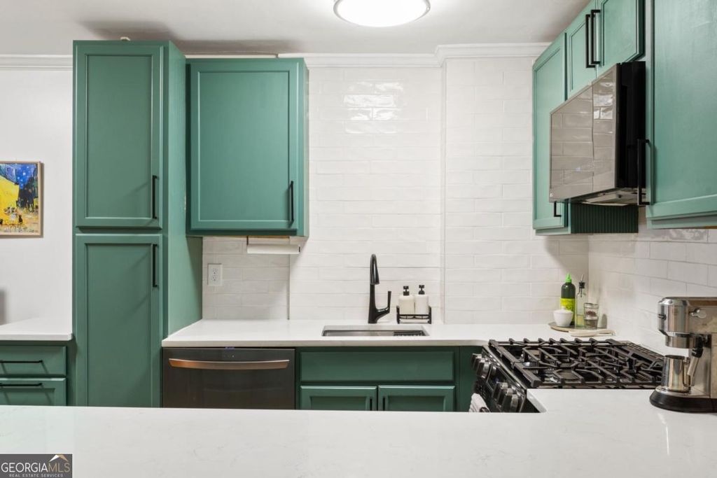 Photo of 870 Glendale Terrace NE #3, Atlanta, GA 30308 (MLS # 10764648)