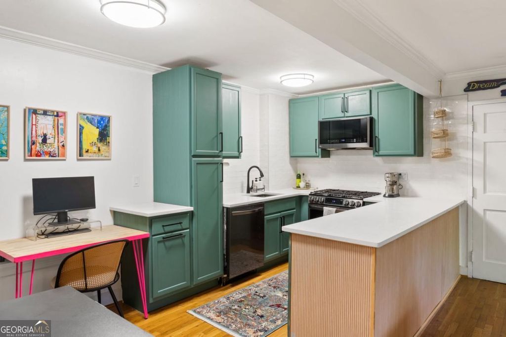 Photo of 870 Glendale Terrace NE #3, Atlanta, GA 30308 (MLS # 10764648)