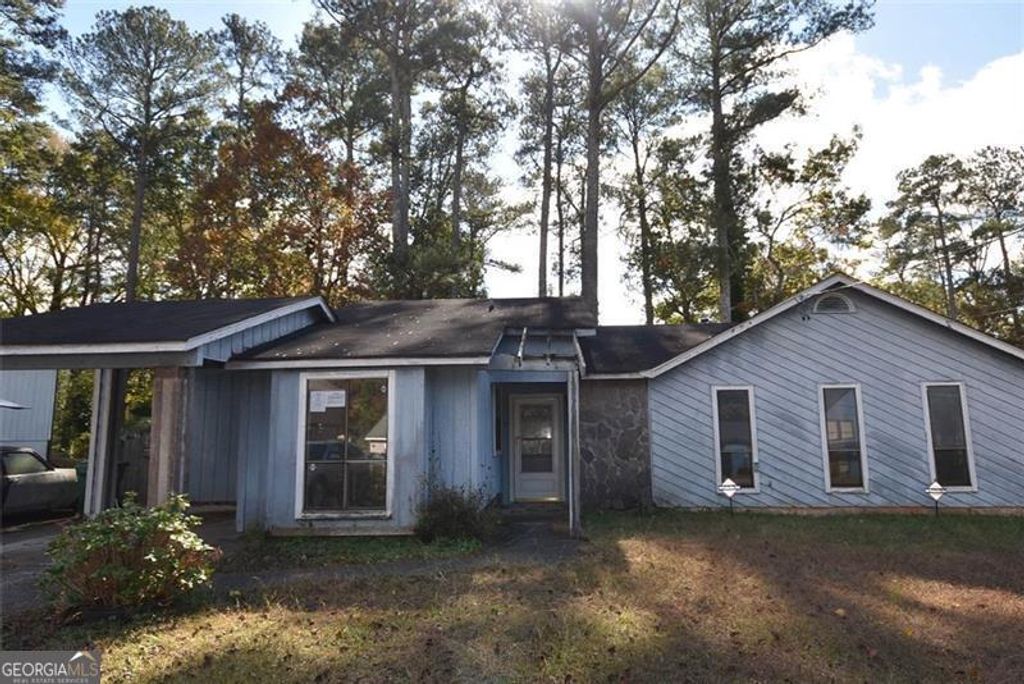 Photo of 2238 Leslie Brook Drive, Decatur, GA 30035 (MLS # 10650567)
