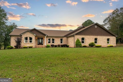 1503 Taliaferro Springs RD Lyerly GA 30730