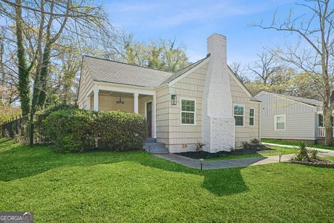 Photo of 1322 Westridge Road SW, Atlanta, GA 30311 (MLS # 10767038)