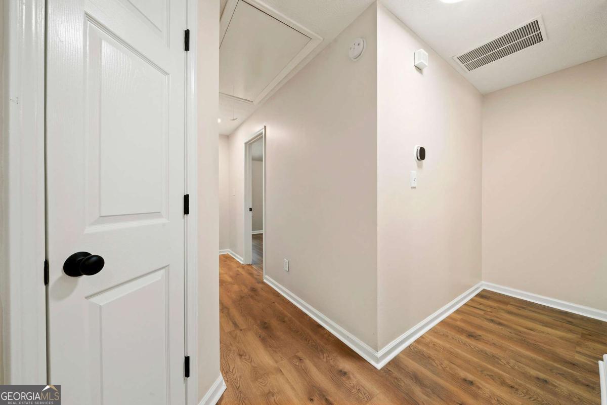 Newnan, Georgia 30263, United States, 3 Bedrooms Bedrooms, ,2 BathroomsBathrooms,Residential,Active,160053