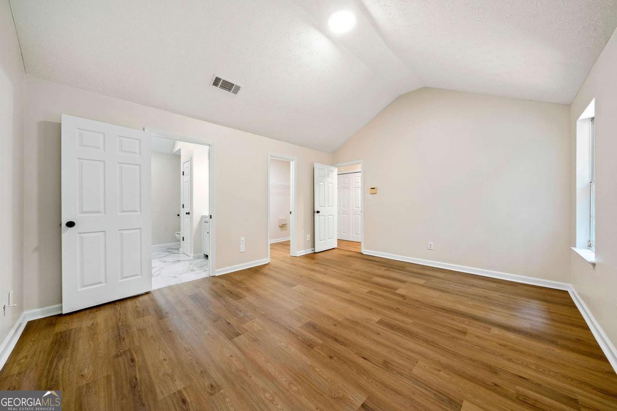 Newnan, Georgia 30263, United States, 3 Bedrooms Bedrooms, ,2 BathroomsBathrooms,Residential,Active,160053