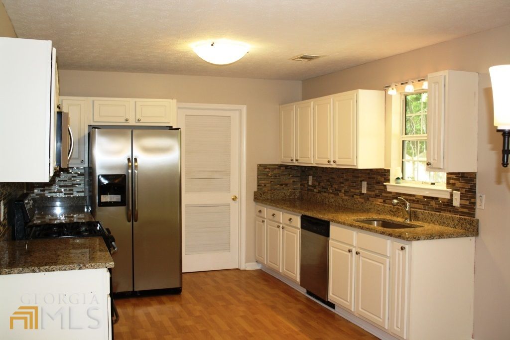 Photo of 55 Lauren Overlook, Newnan, GA 30263 (MLS # 10662402)