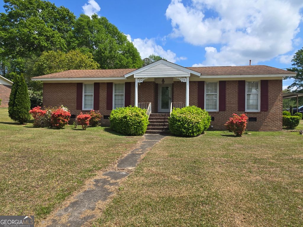 Photo of 101 Skyline Drive, Barnesville, GA 30204 (MLS # 10724199)