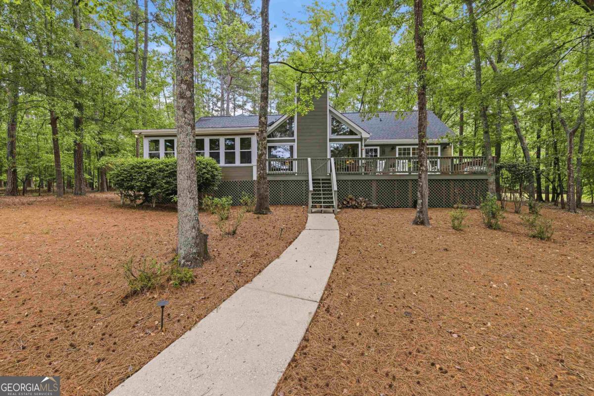 1010 Holmes DR