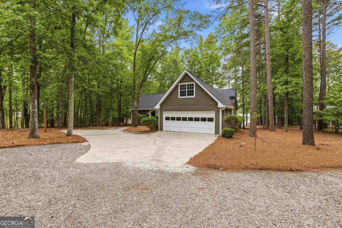 1010 Holmes Drive, White Plains, GA, 30678