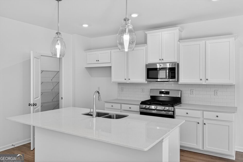 224 Groveton CT