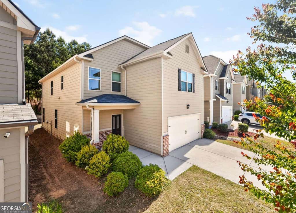 Photo of 281 Emporia Loop, Mcdonough, GA 30253 (MLS # 10793539)