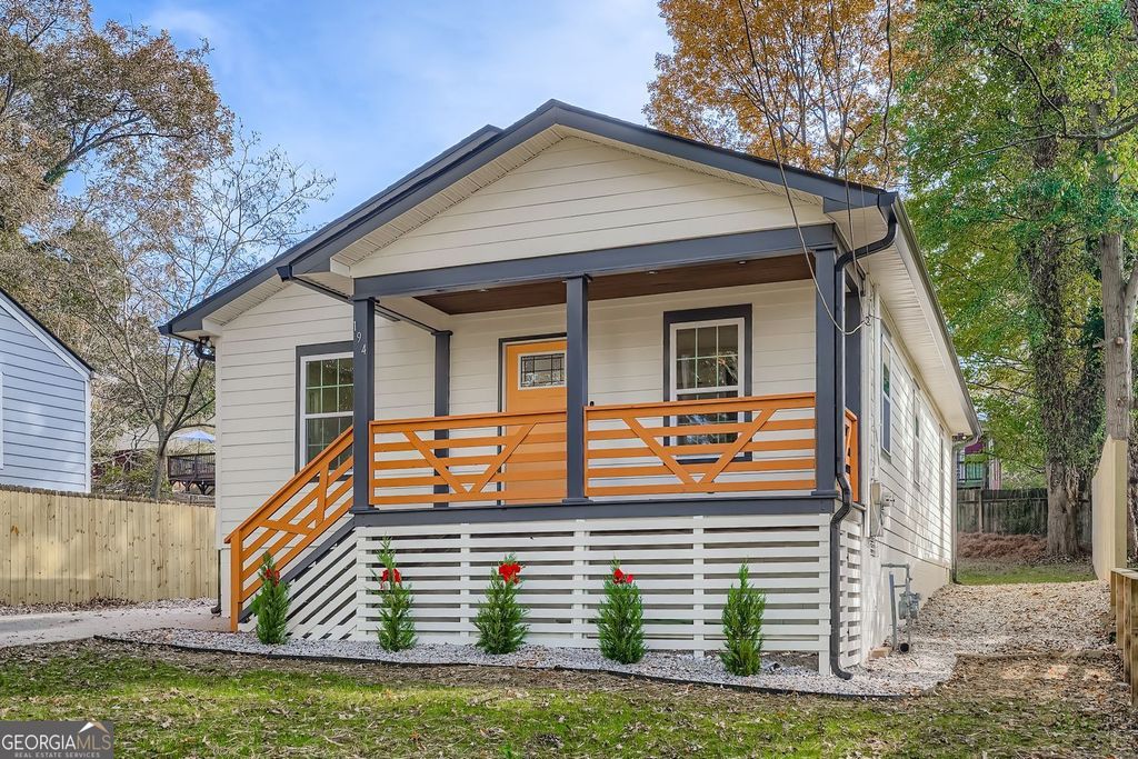 Photo of 194 Dearborn Street SE, Atlanta, GA 30317 (MLS # 10695002)