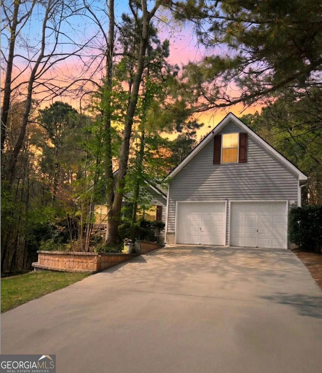 2072 Amberly Crossing Lane