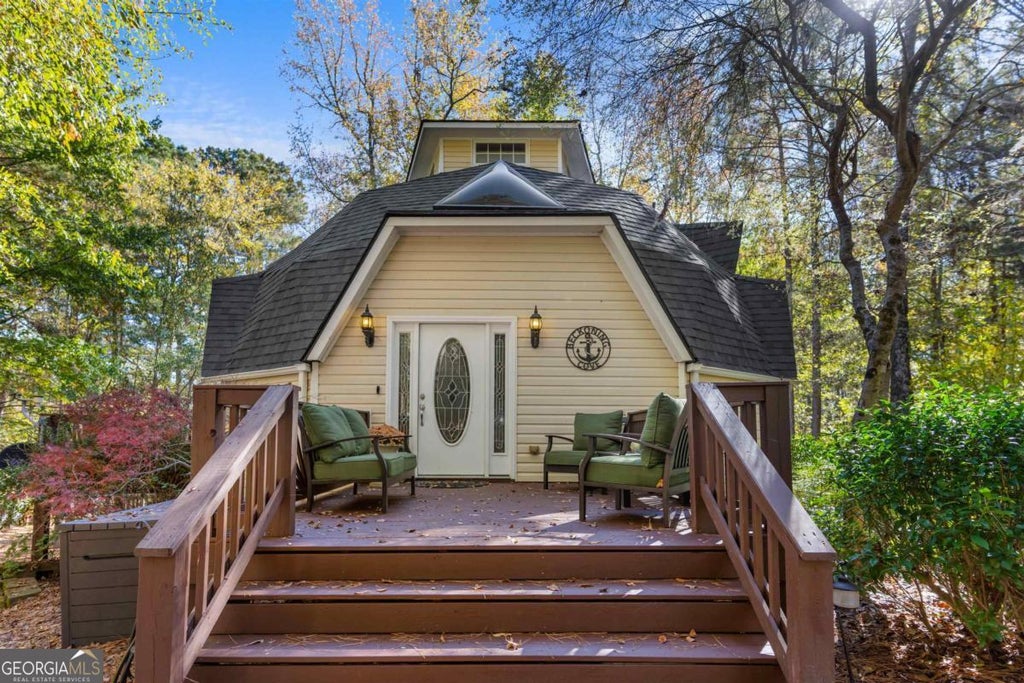 Photo of 1251 White Oak Drive, White Plains, GA 30678 (MLS # 10811514)