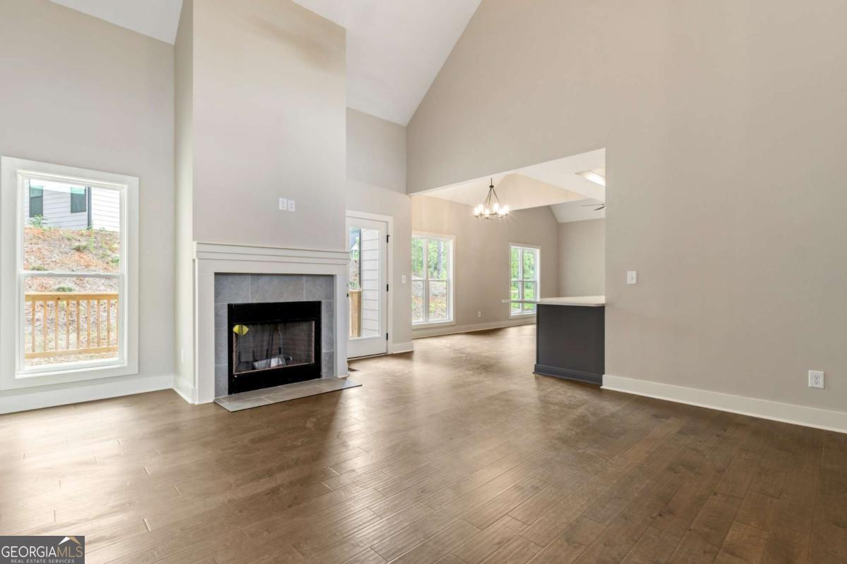 415 Ansley DR