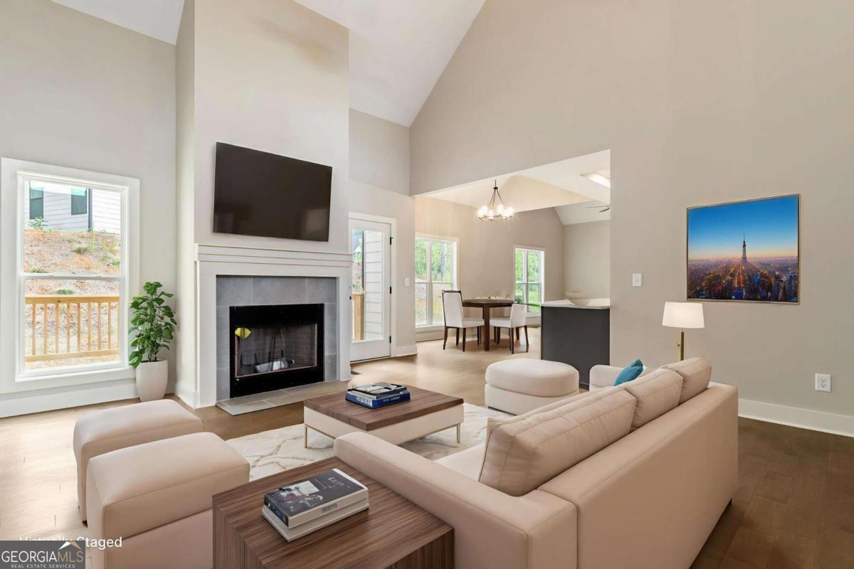 415 Ansley DR
