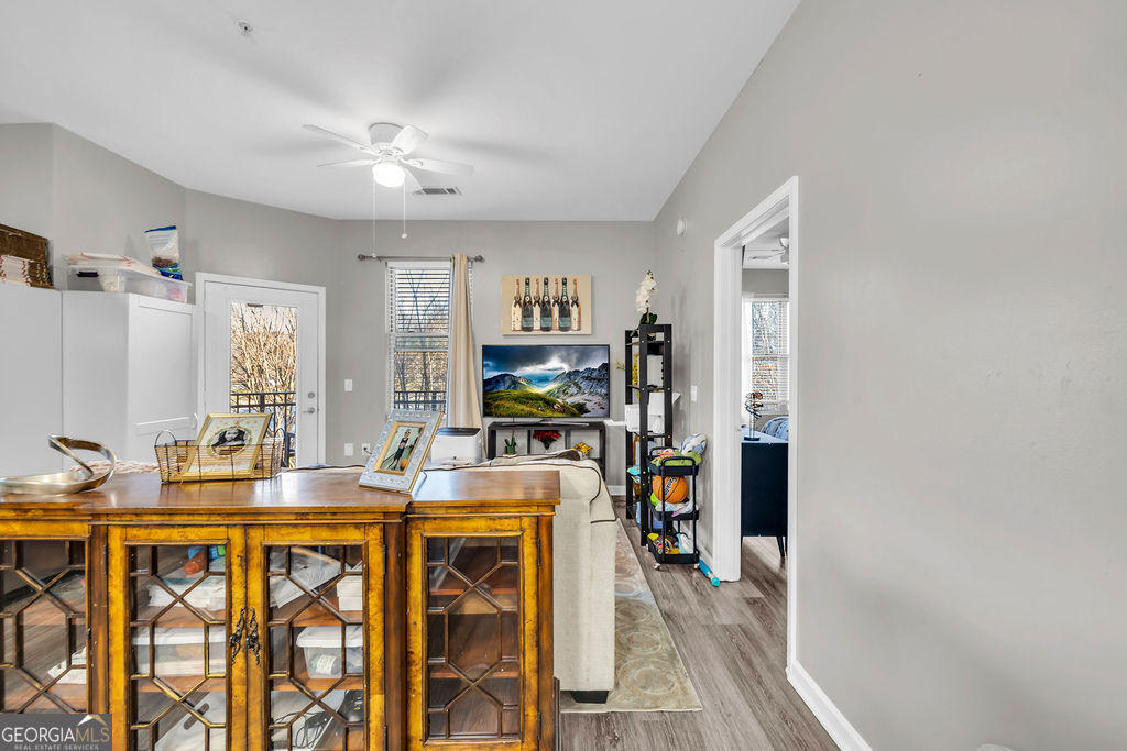 870 Mayson Turner RD NW 1246