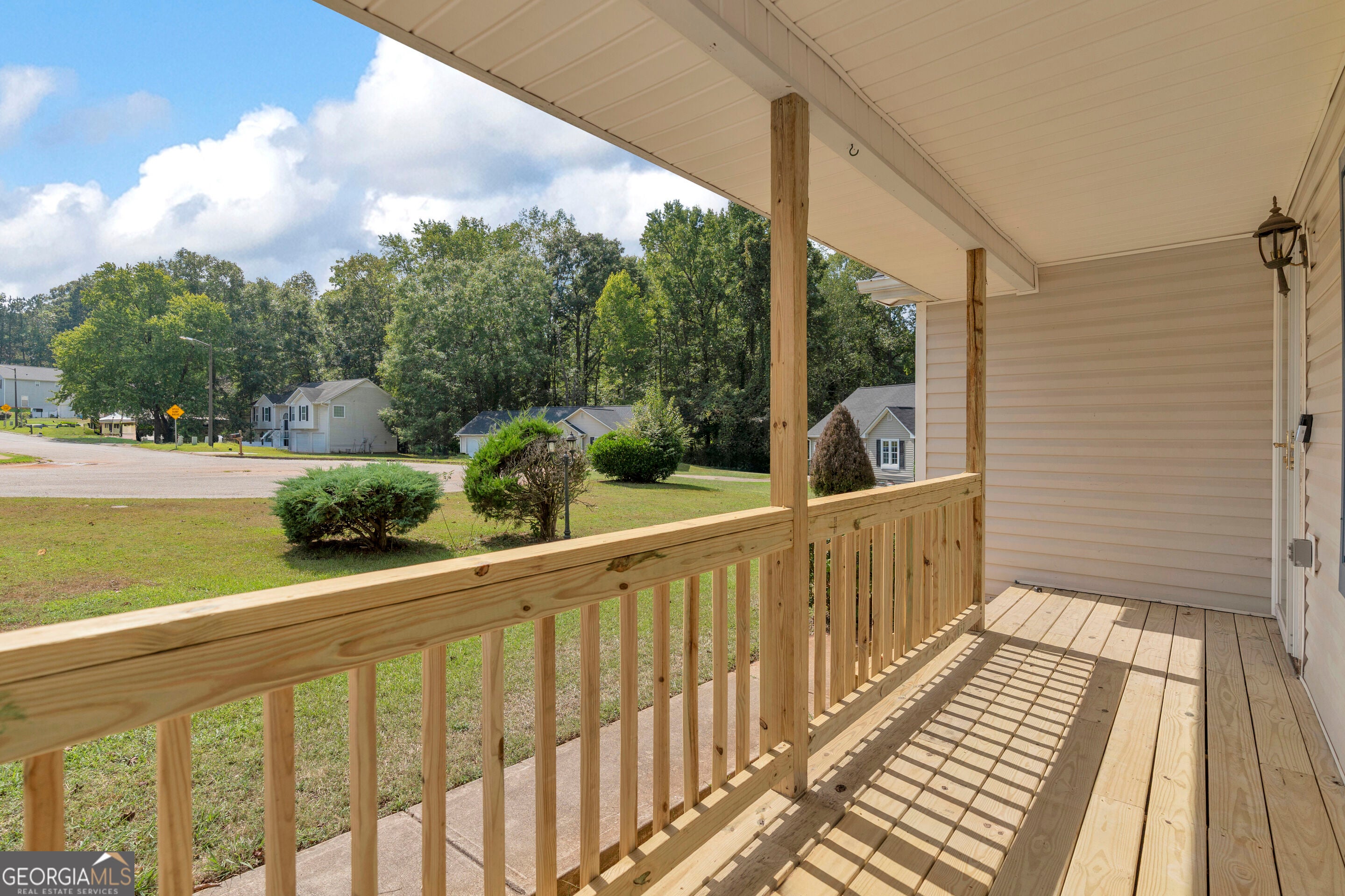 656 Gatewood WAY