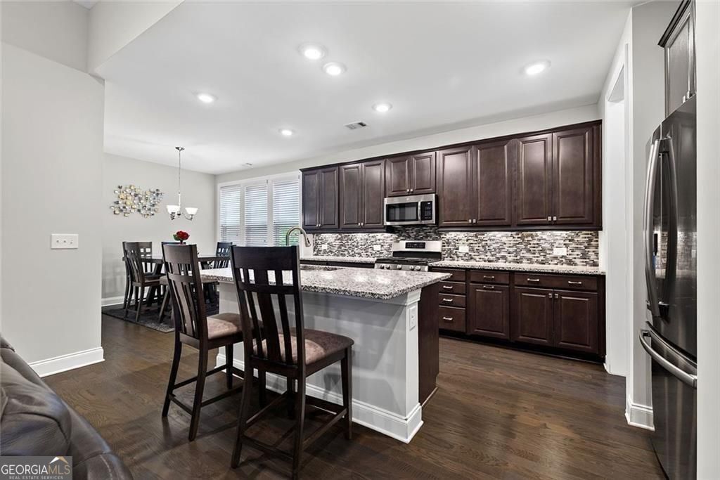 411 Cedar Pine CT
