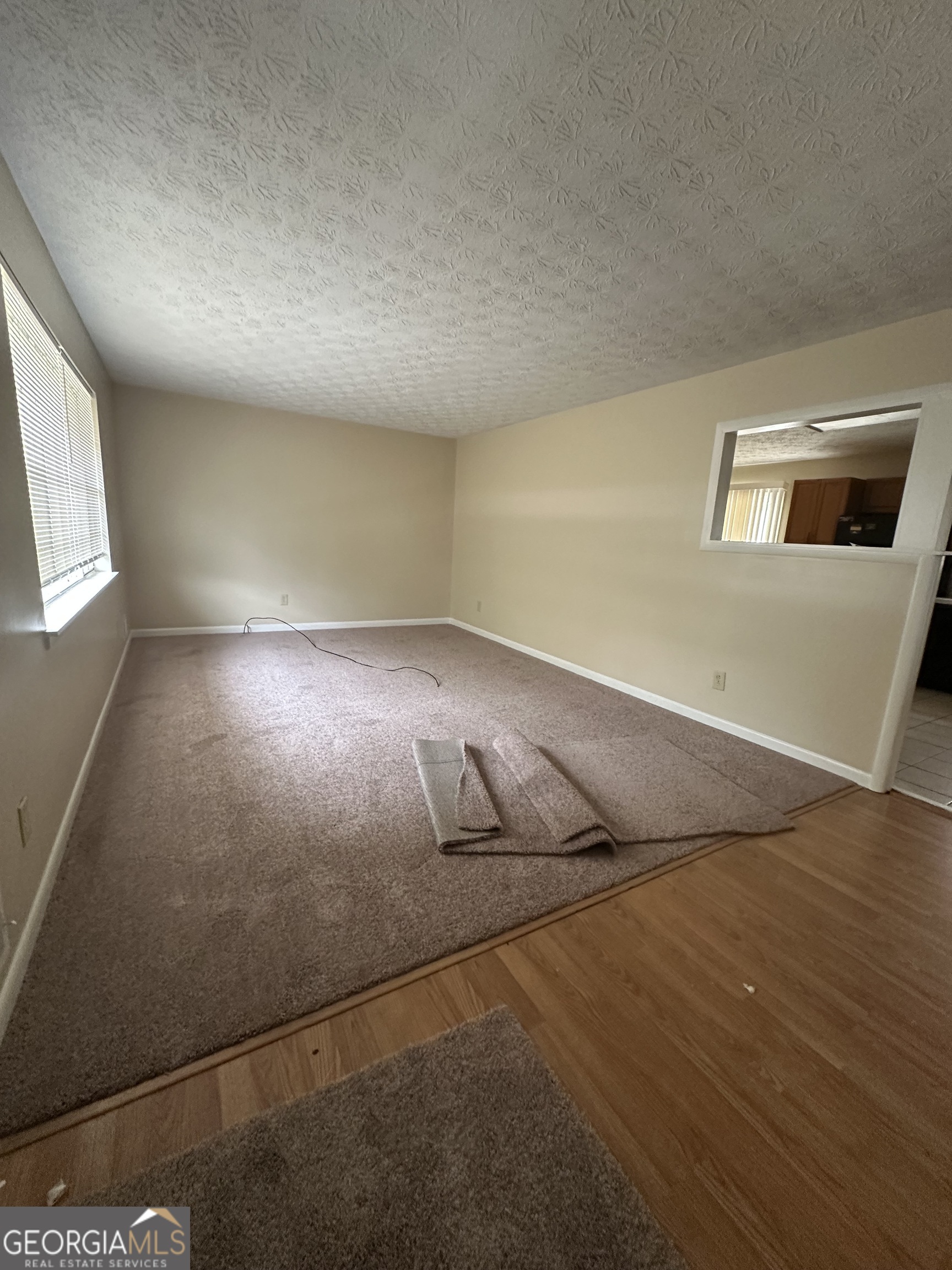 213 Peartree LN
