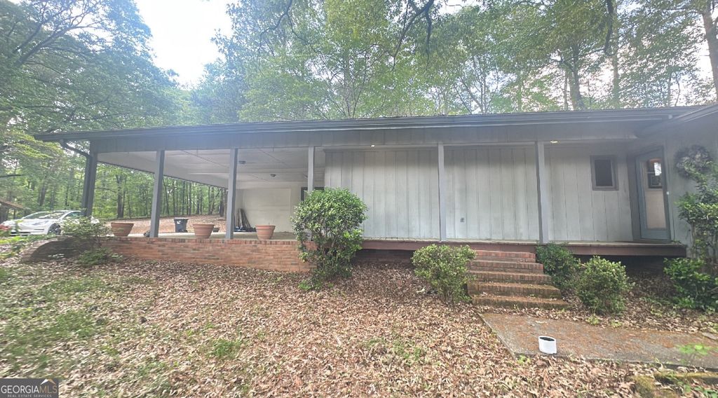 Photo of 1988 Rockdale Circle, Snellville, GA 30078 (MLS # 10757547)