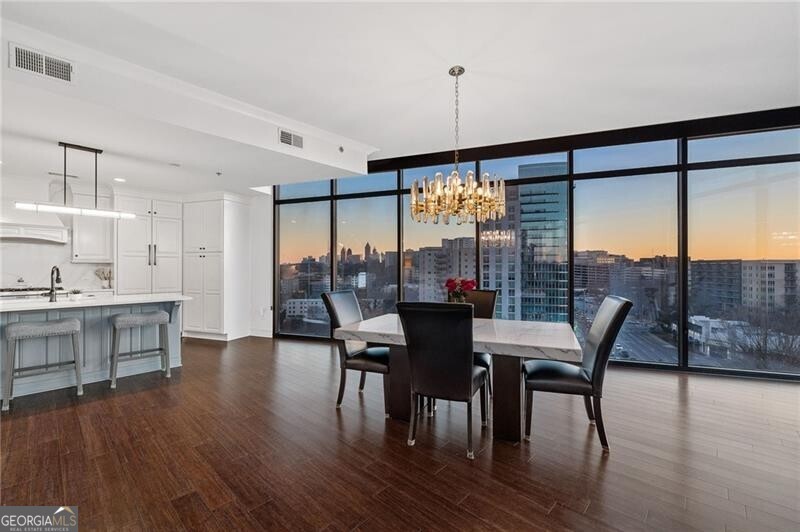 Atlanta, Georgia 30309, United States, 2 Bedrooms Bedrooms, ,3 BathroomsBathrooms,Residential,Active,81414