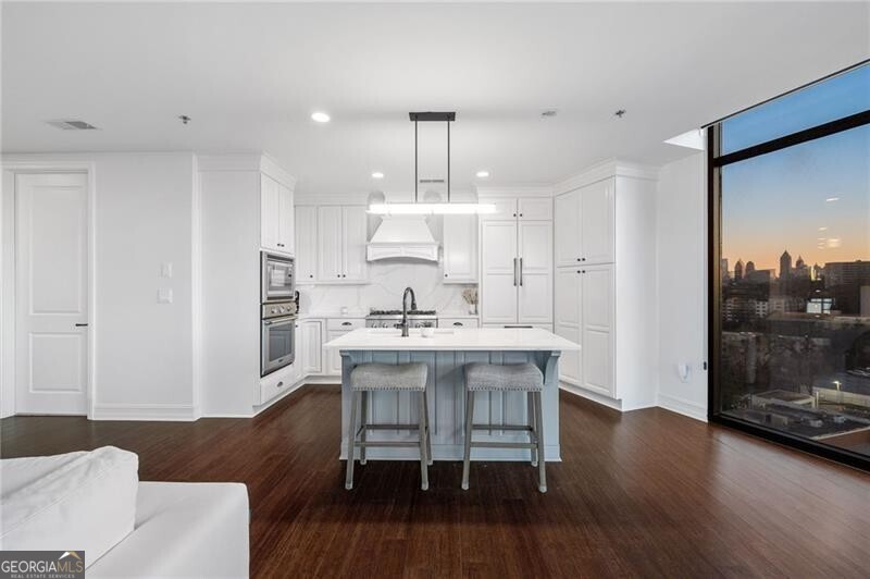 Atlanta, Georgia 30309, United States, 2 Bedrooms Bedrooms, ,3 BathroomsBathrooms,Residential,Active,81414