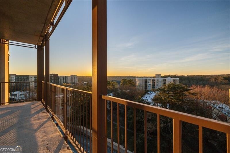 Atlanta, Georgia 30309, United States, 2 Bedrooms Bedrooms, ,3 BathroomsBathrooms,Residential,Active,81414