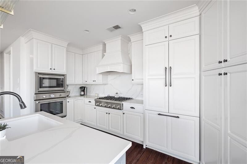 Atlanta, Georgia 30309, United States, 2 Bedrooms Bedrooms, ,3 BathroomsBathrooms,Residential,Active,81414