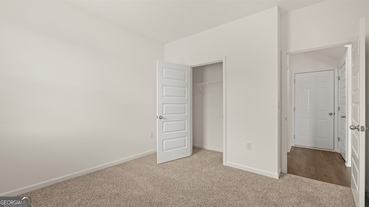 Twin Lakes - Residential