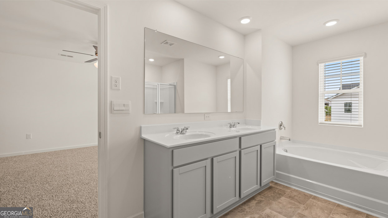 Twin Lakes - Residential