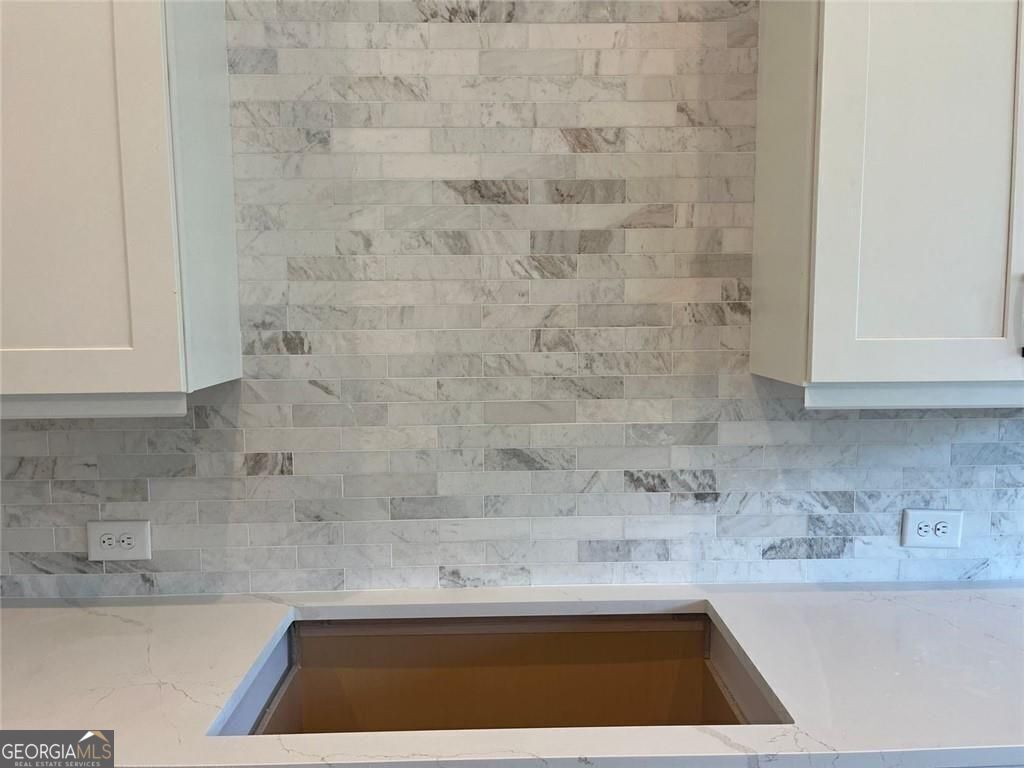 237 Laurel Vista DR