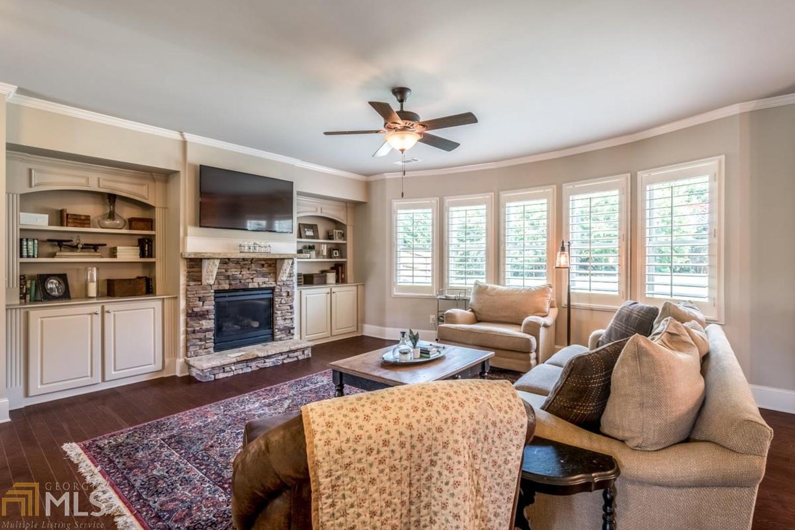 Post Brook Farms - Residential
