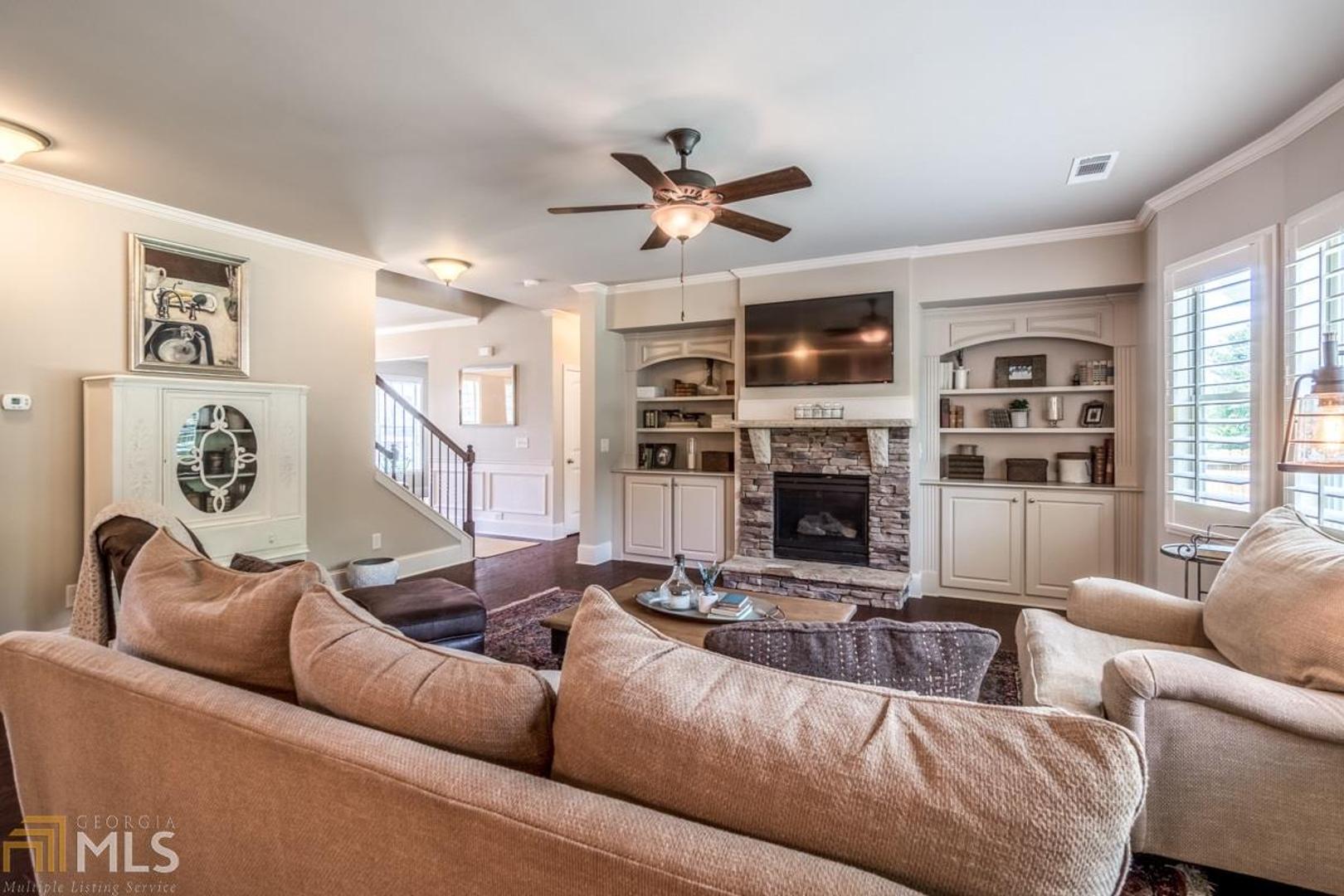 Post Brook Farms - Residential