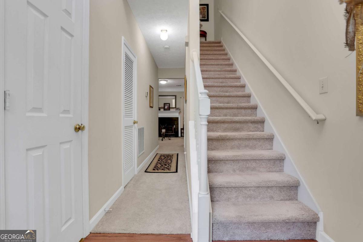 2469 Valley Cove DR