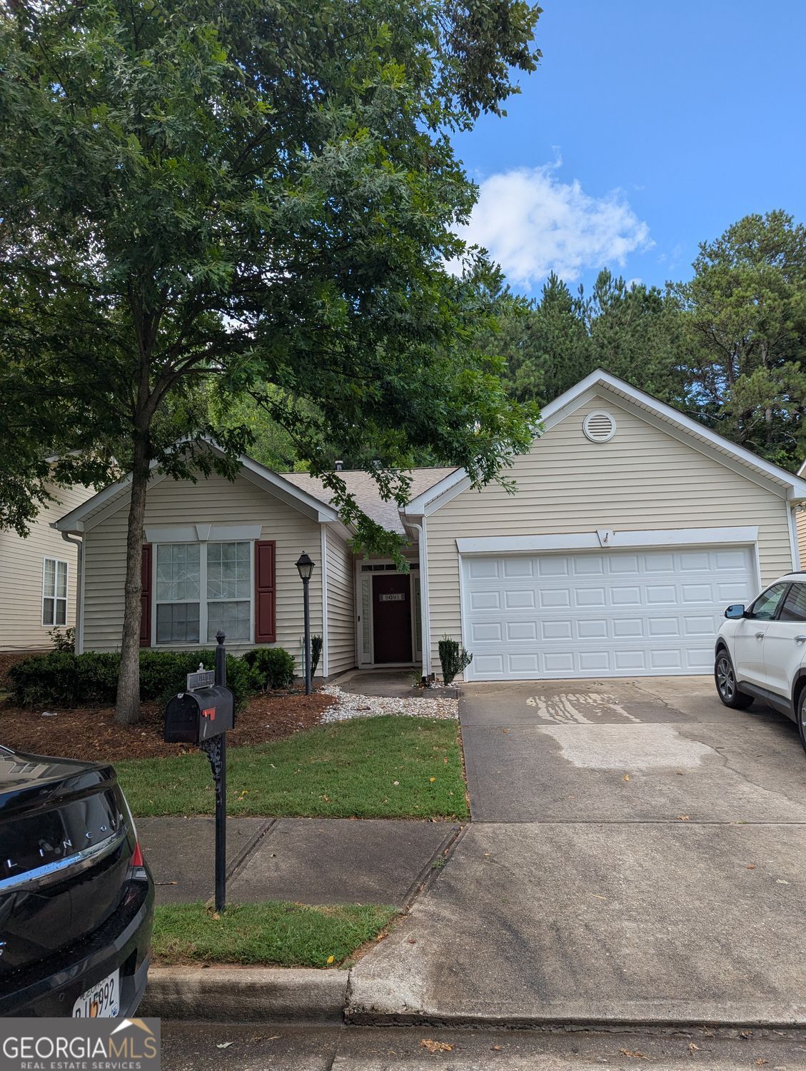 Very spacious house/ flows well/ fresh paint & new laminate floors in main living areas/ flex room/ lg. formal dining area & breakfast bar & sit down table breakfast area /2 small covered porches and fenced back yard/ master bath redone recently/ well kept subdivision