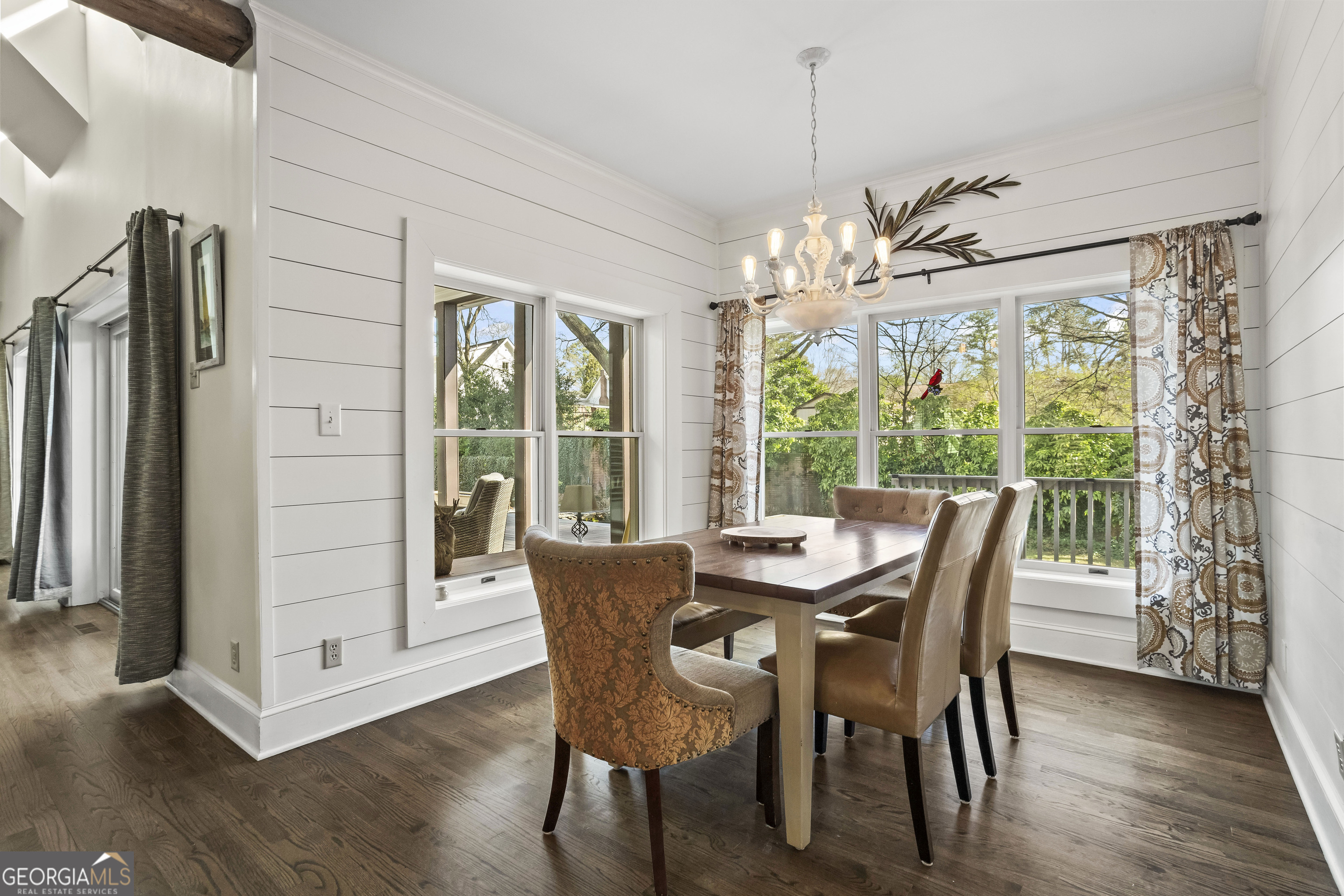 Milton Manor - Residential