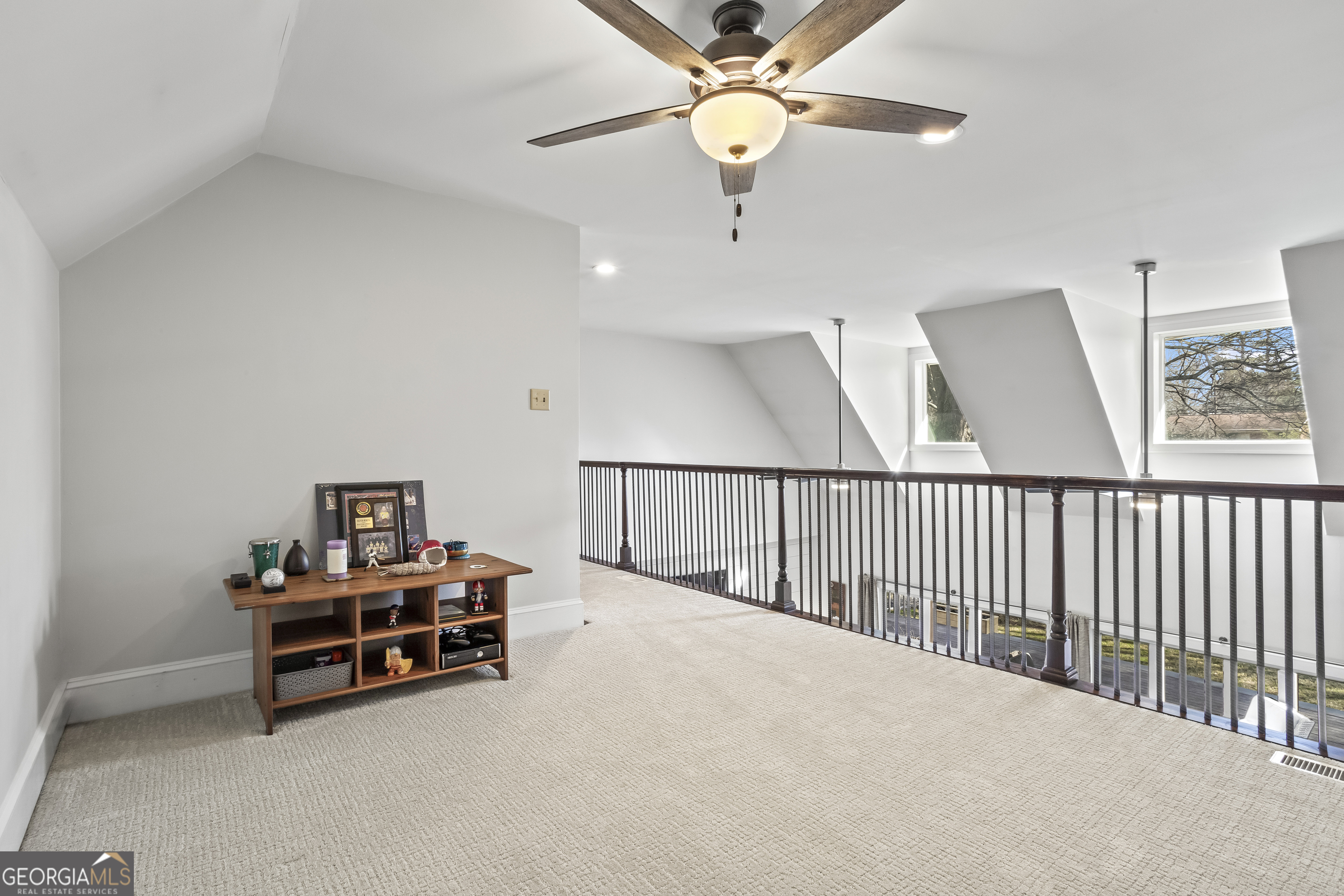 Milton Manor - Residential