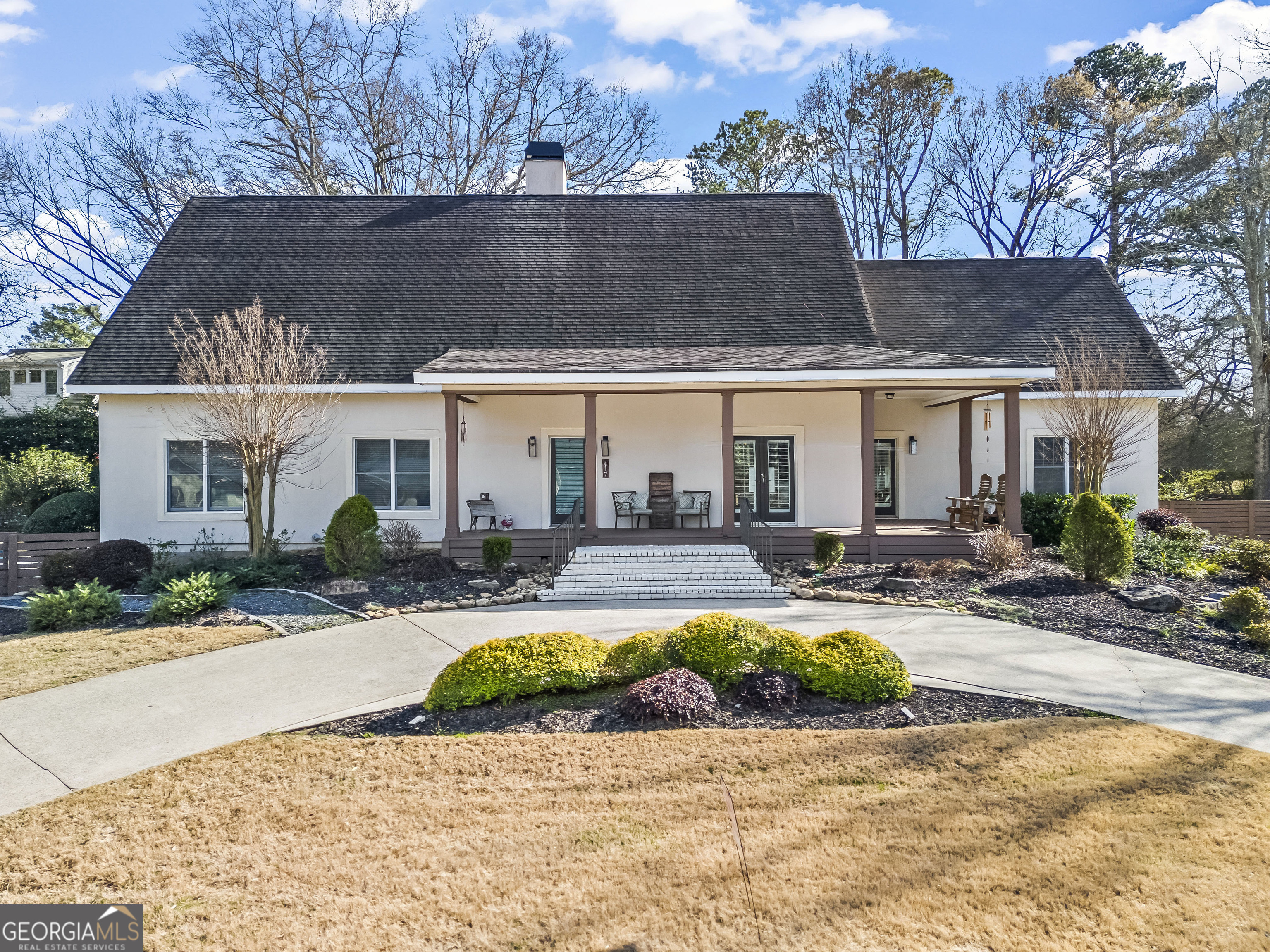 Milton Manor - Residential