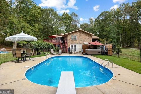 131 Cannongate CIR Sharpsburg GA 30277