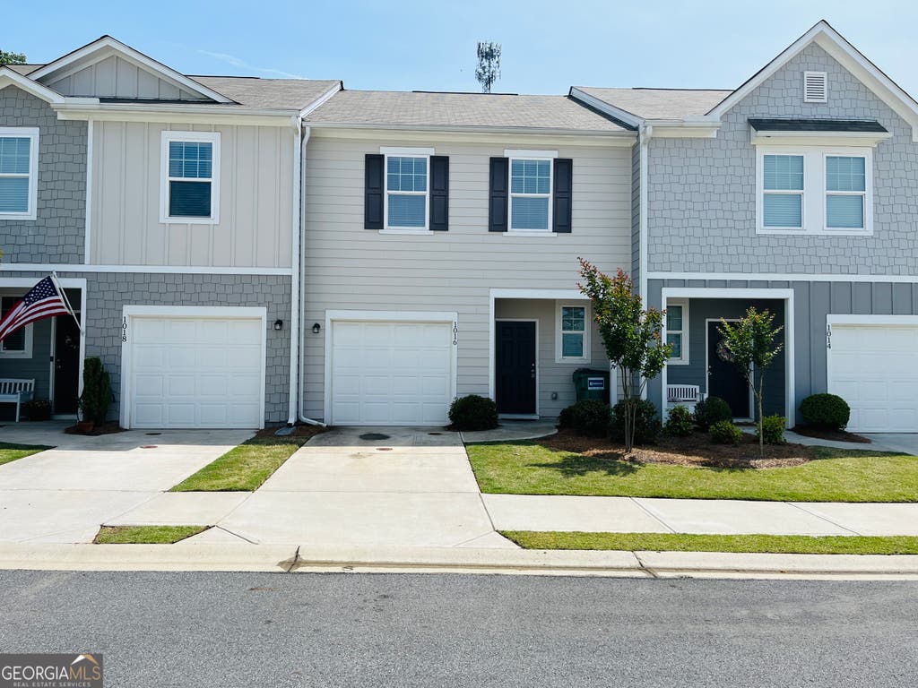 Photo of 425 Union Station Street, Cartersville, GA 30120 (MLS # 10823277)