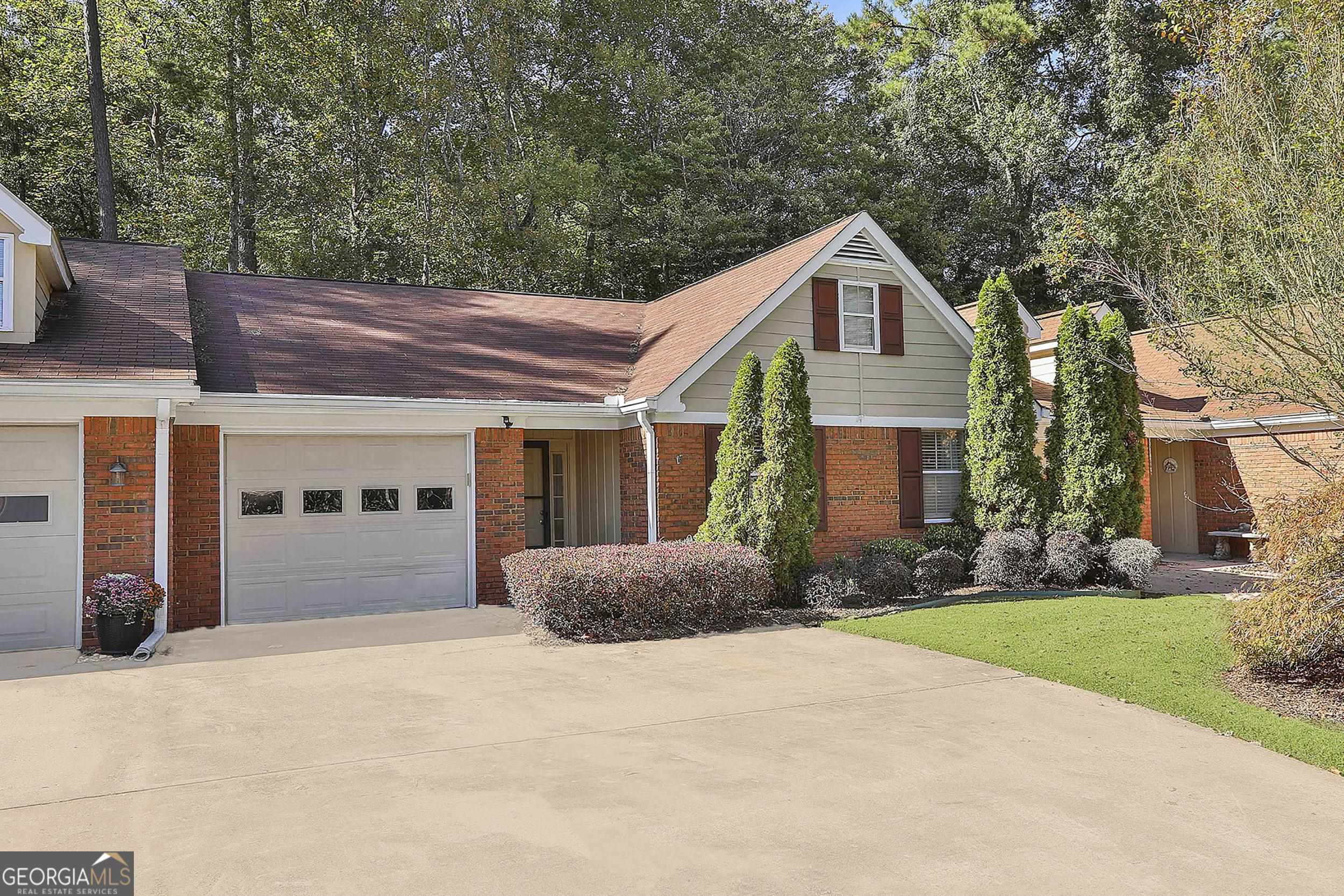 Dover Square - Residential