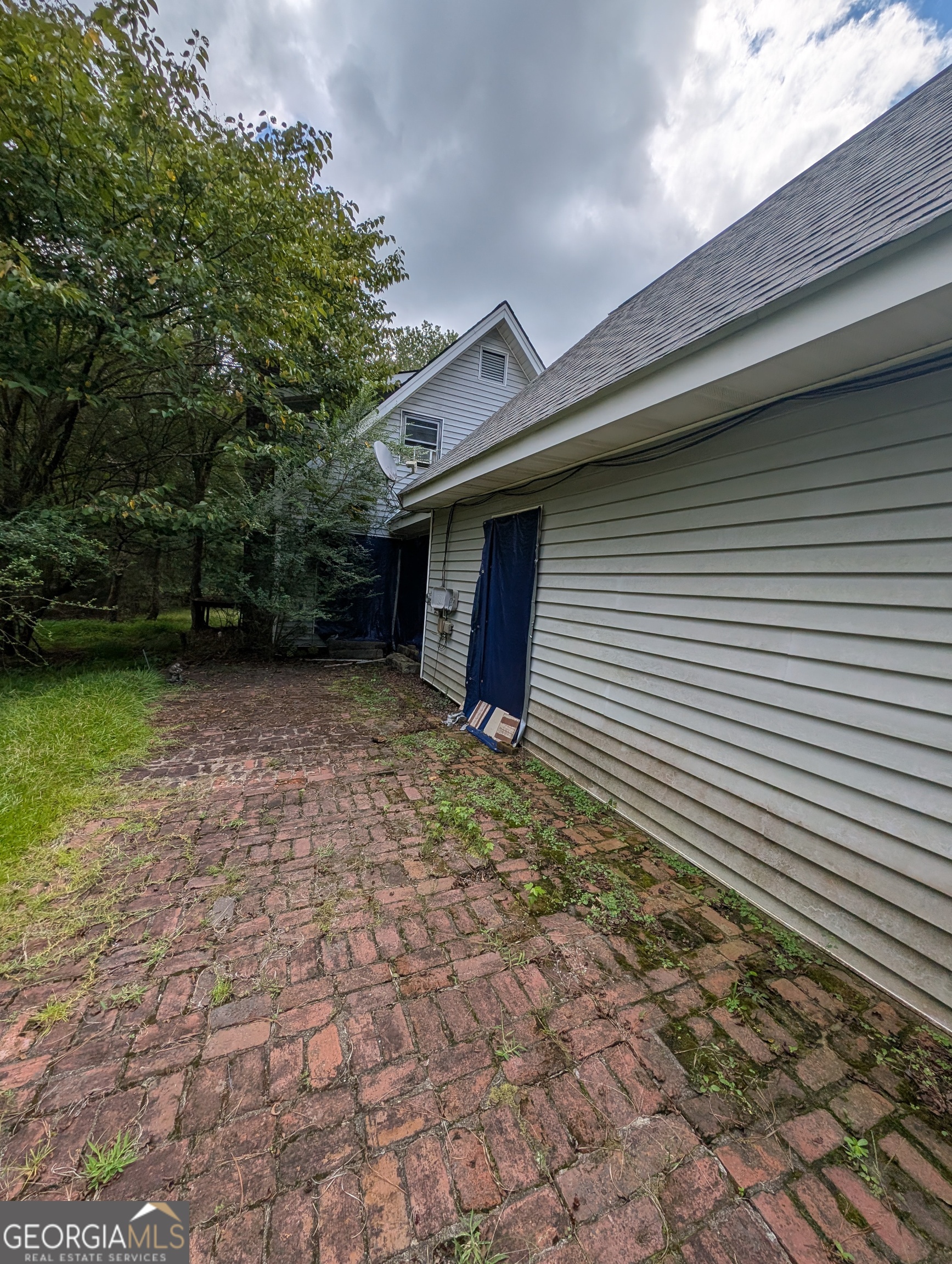 6400 Rockland RD